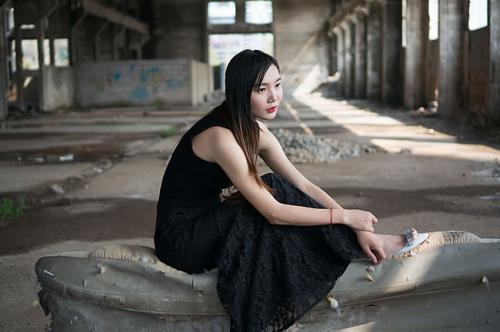 春英廣場舞青藏女孩下載
