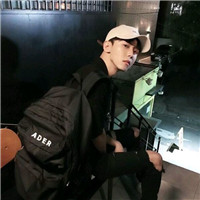 黑白男生頭像背影高清4