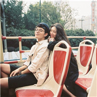 抽象黑白頭像人物背景圖片13