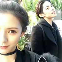 學生畫黑白頭像7