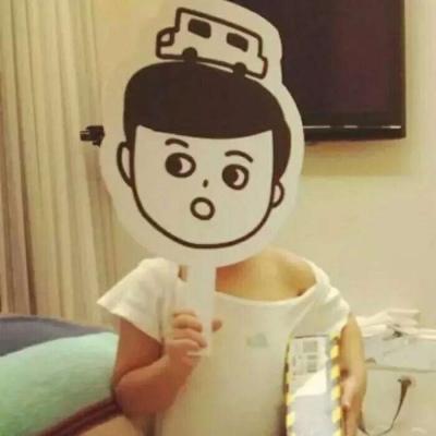 qq閨蜜黑白頭像動漫6