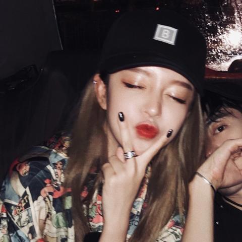 三個人的姐妹頭像個性網8