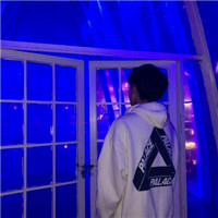 半臉男生漫畫頭像6