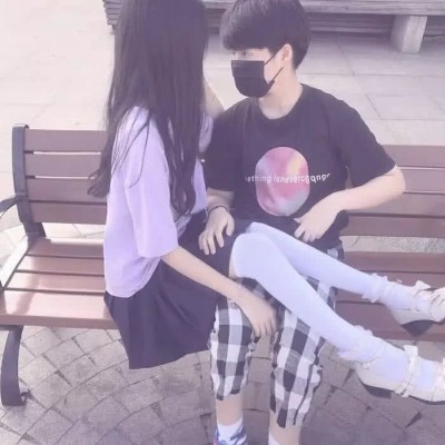 形容卡通的傷感頭像的句子1