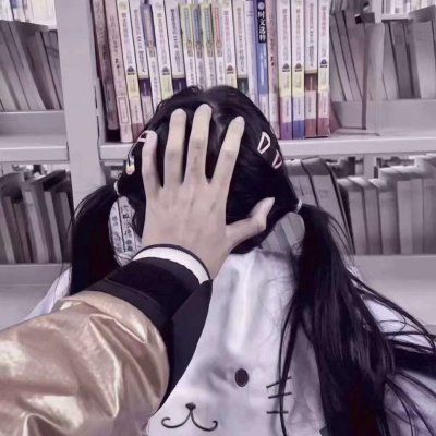 特別悲傷的頭像7