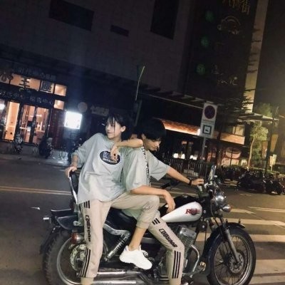 搞笑系頭像男生1