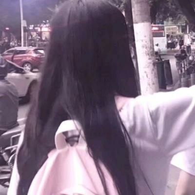 吃柚子的可愛女生頭像q版3