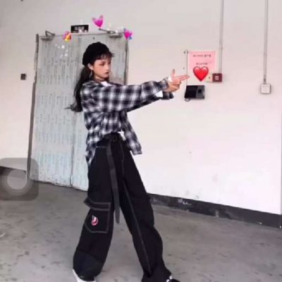 美女很困頭像8