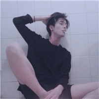 女卡通頭像背影圖片1